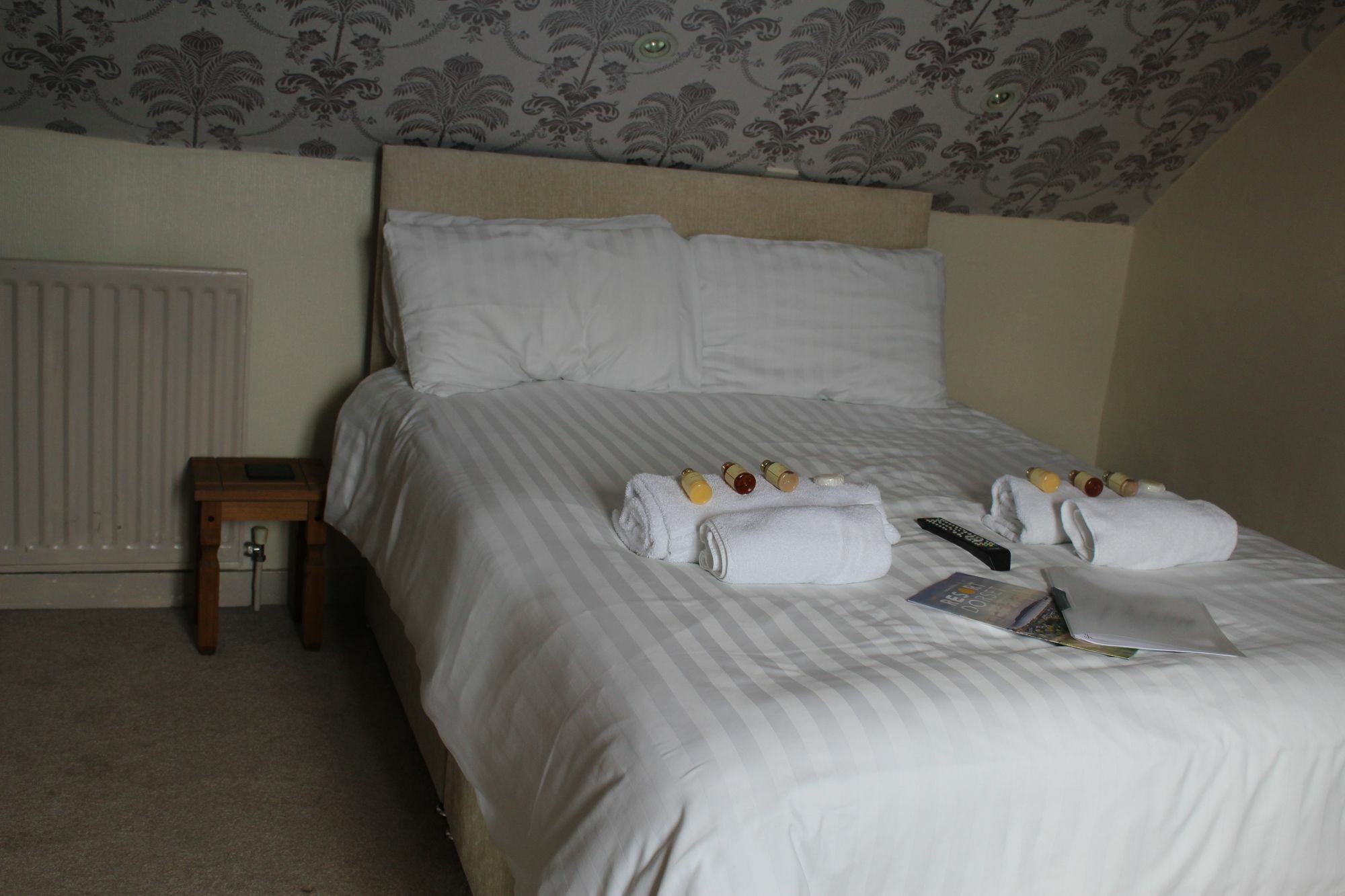 The Redcliff 3*